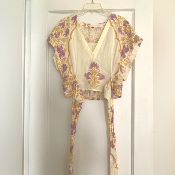 Free People - Arielle Printed Top in Light Combo Revolve linen (Medium) - Picture 7 of 14